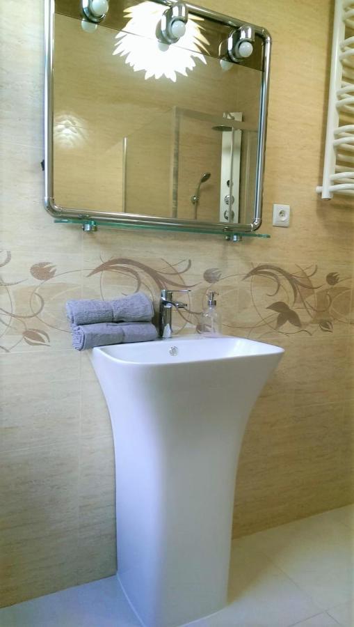 Apartament Czarne Zloto Katowice Exterior foto